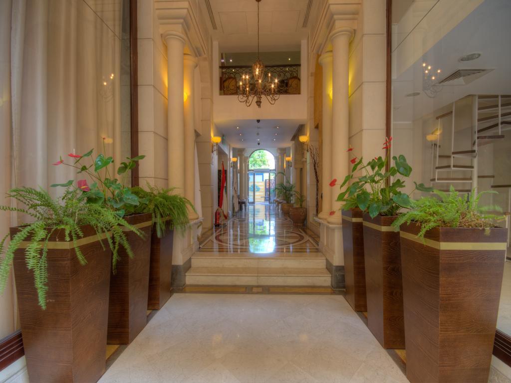 Le Patio Boutique Hotel Beirut Downtown Exterior photo